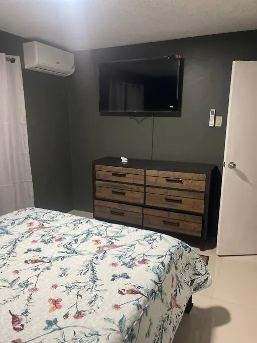 New Kingston Retreat Apartamento 0*,